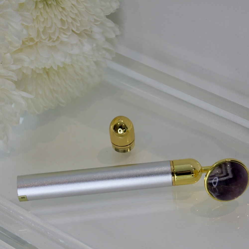 Amethyst Vibrating Pulse Lift &Contour Beauty Tool - Picture 5 of 5